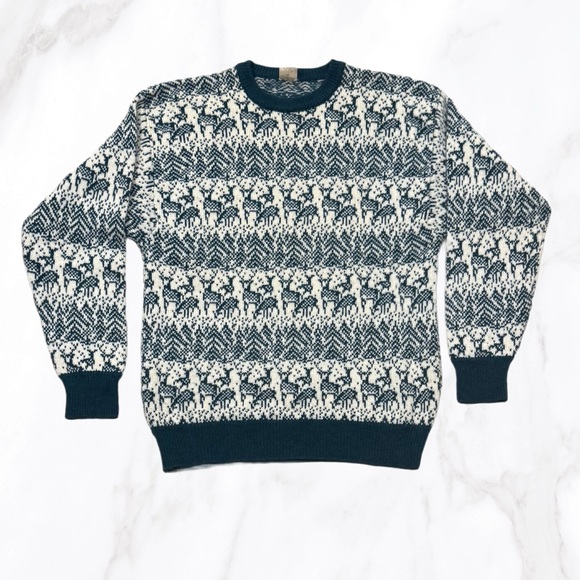 The Shetland Collection Sweaters - The Shetland Collection Green/White 100% Pure New Wool Reindeer Crewneck, Size M
